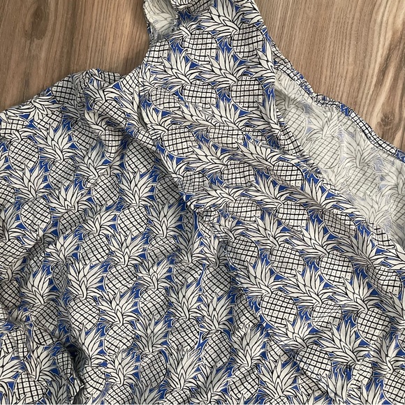 Maeve by Anthropologie one shoulder, blue pineapple, ruffle sleeve crop top - Picture 4 of 5